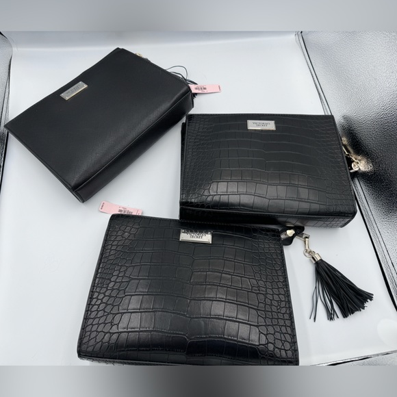 NWT Lot 3 VICTORIA'S SECRET BLACK ALLIGATOR BEAUTY POUCH WITH TASSEL - Picture 1 of 7